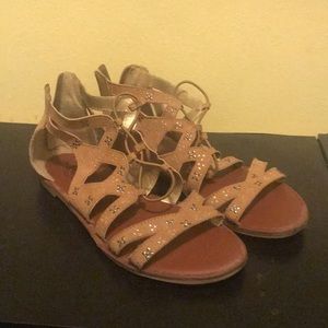 Girls sandals
